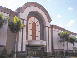 Palm Beach Mall Landmark Building in West Palm Beach Falling Prey to Foreclosure